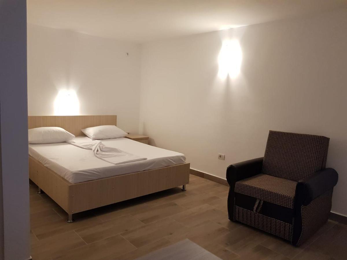 Evana House Costinesti Buitenkant foto