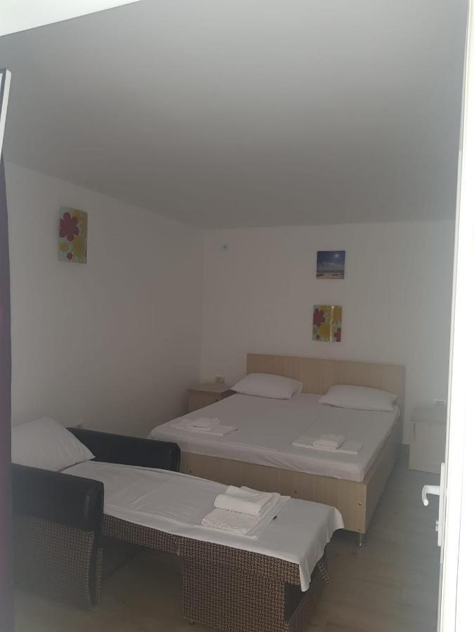 Evana House Costinesti Buitenkant foto