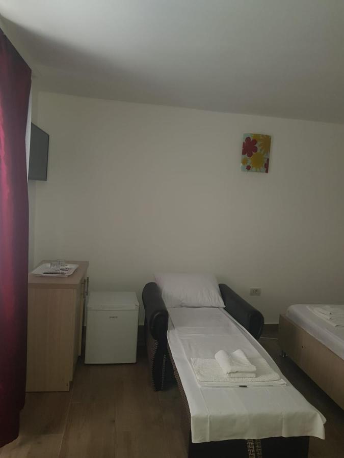 Evana House Costinesti Buitenkant foto