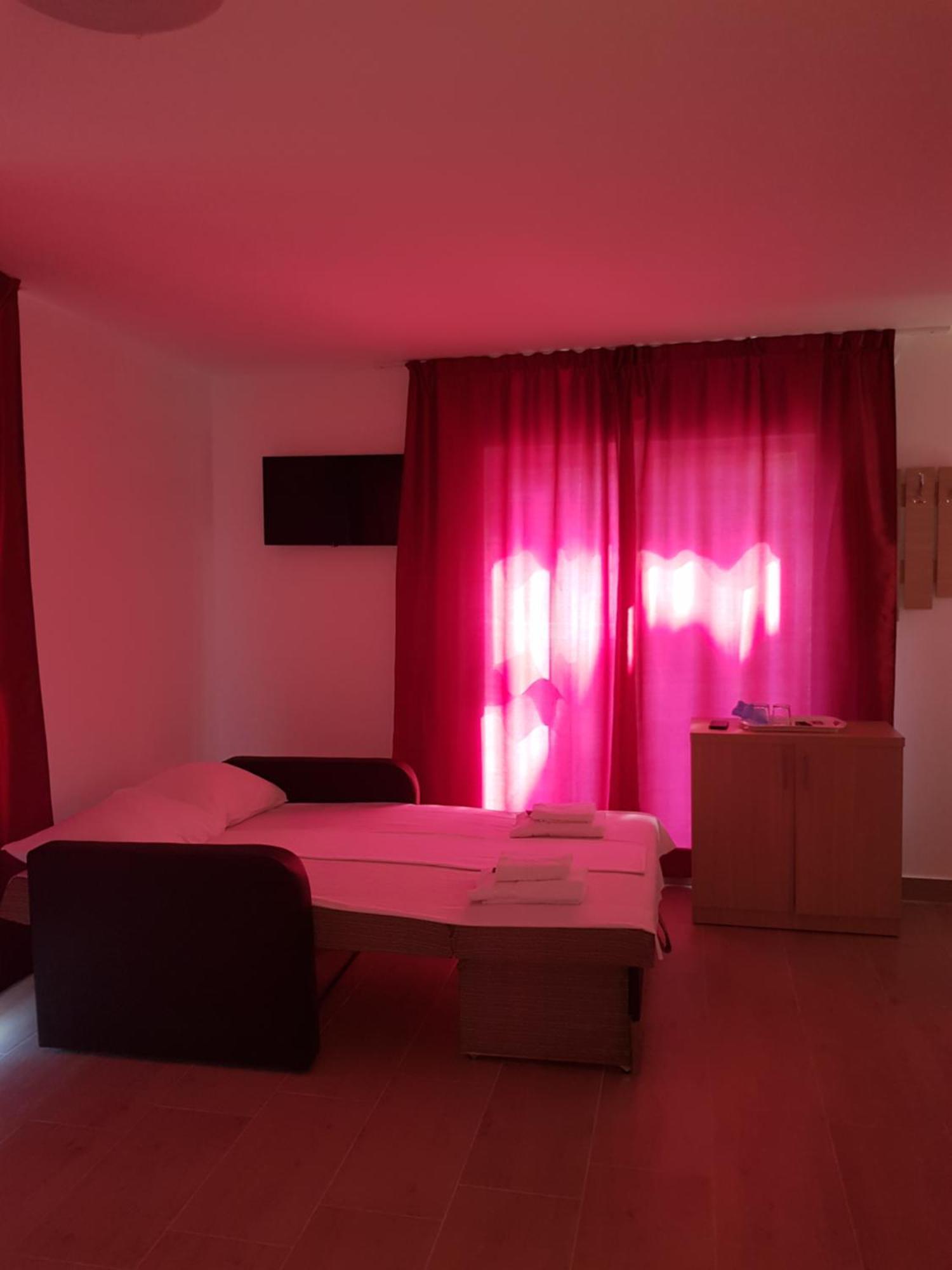 Evana House Costinesti Buitenkant foto