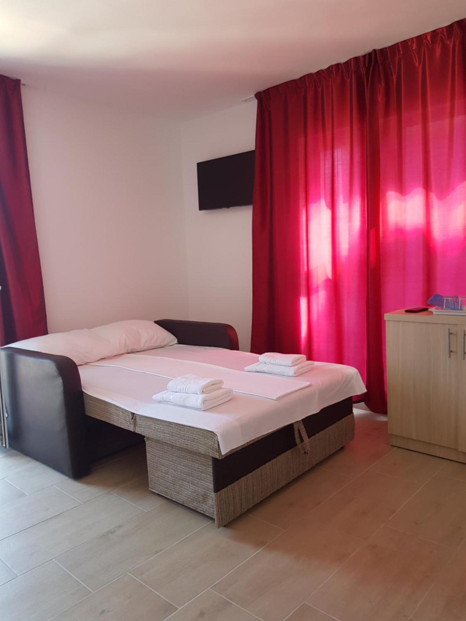 Evana House Costinesti Buitenkant foto